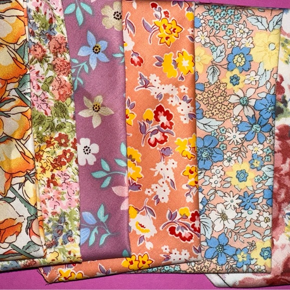 Other - Floral Patterned Fabric Set